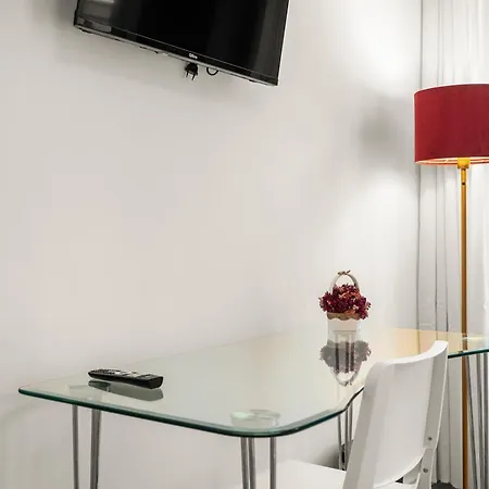 Private - Chiado & Cais Do Sodre * 리스본